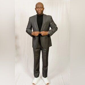 Marco Donateli Men’s Gray Suit Blazer & Trousers Set - 42T Jacket, 36T Pants